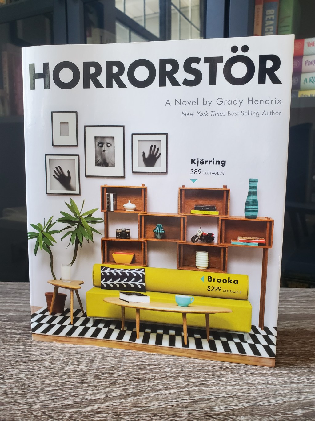 Book Review: Horrorstör