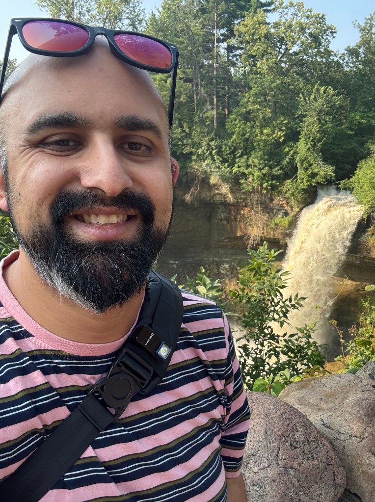 O. A. Bhatti, author of The Unlinked Prince and Veilrender