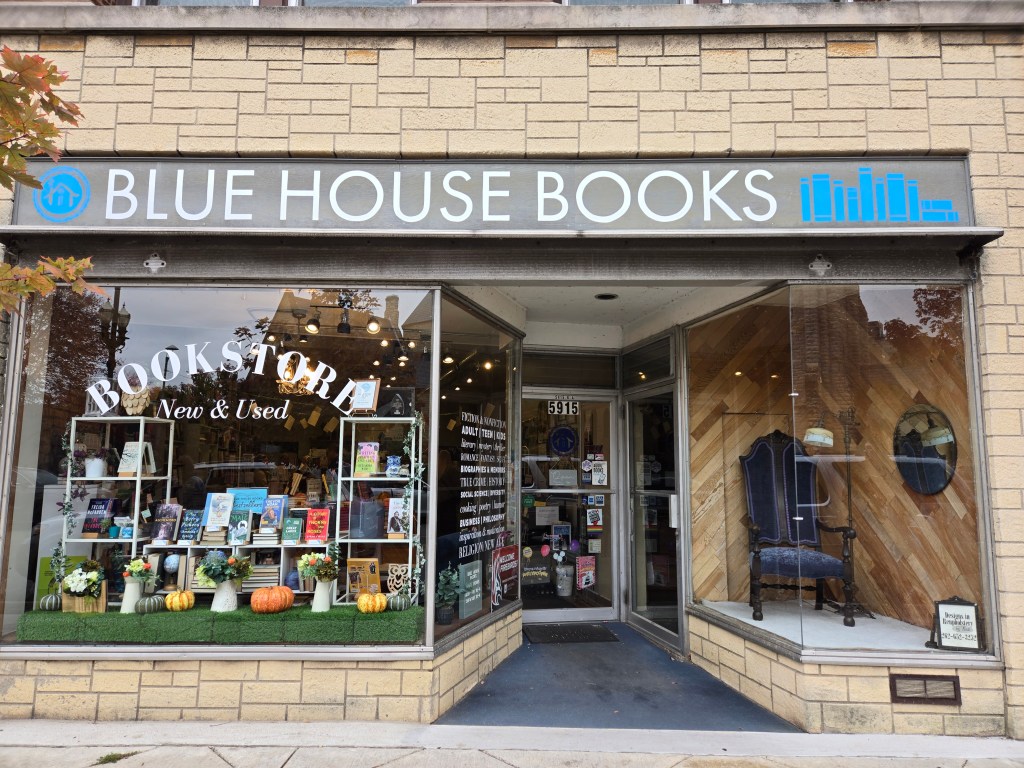 storefront for Blue House Books in Kenosha, WI